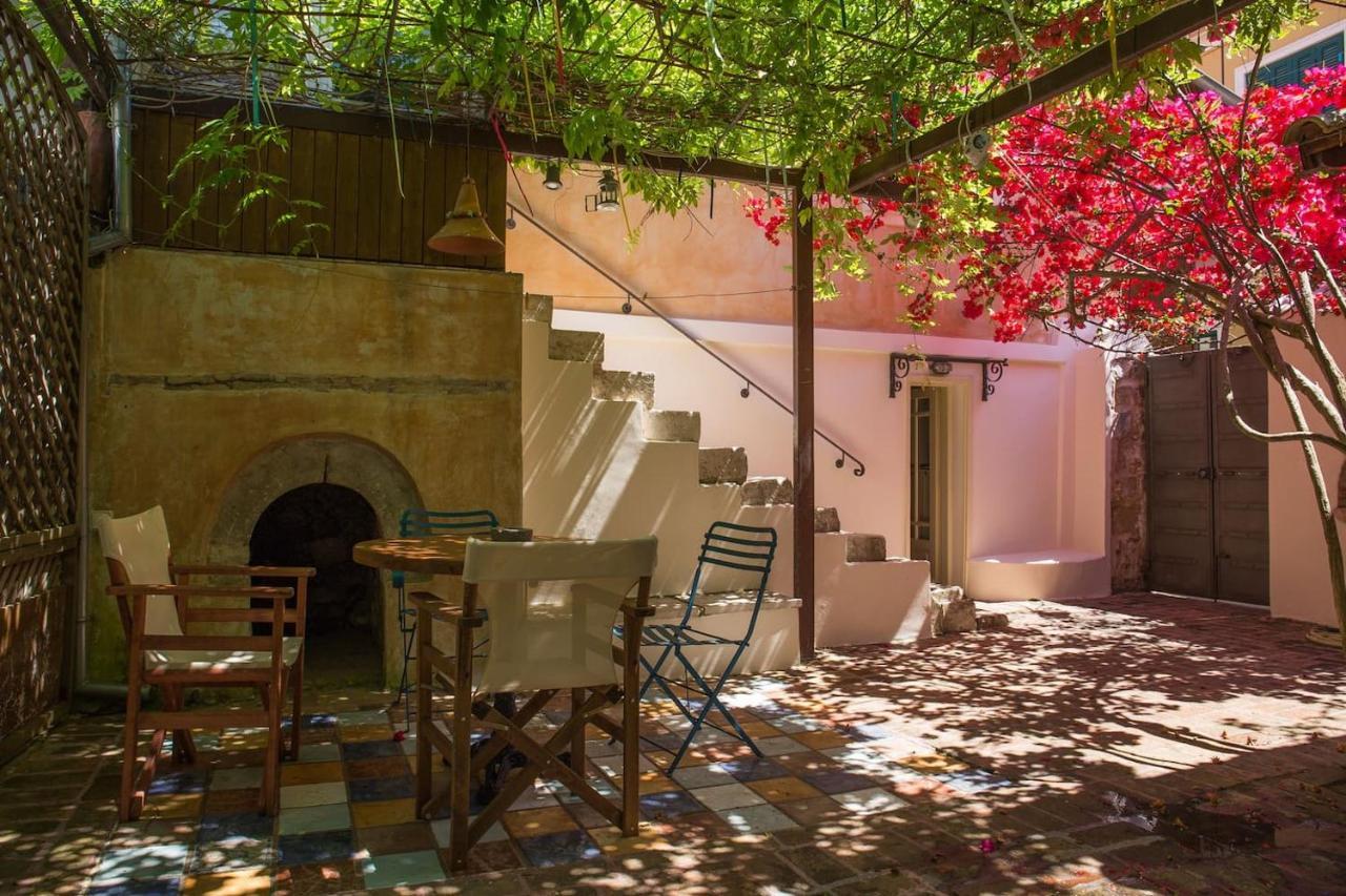 Lefkada Town Traditional House / Cozy Yard Εξωτερικό φωτογραφία